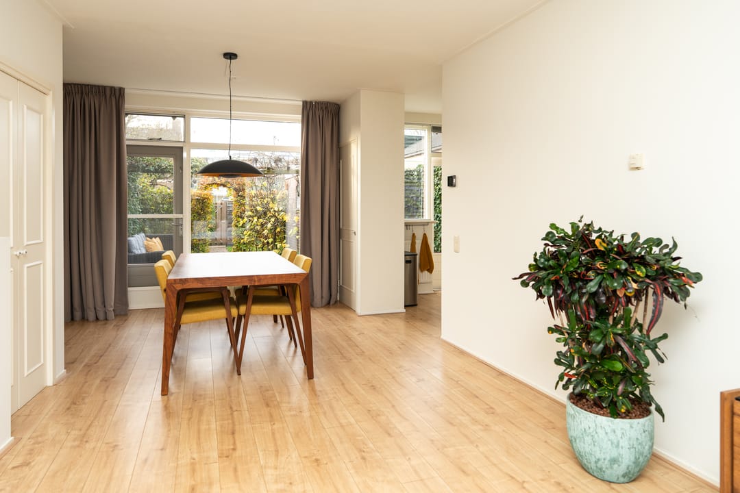 Photo 13 of Deken de Raetstraat 8