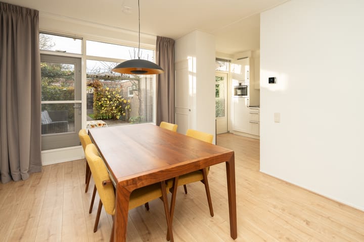 Foto 15 van Deken de Raetstraat 8