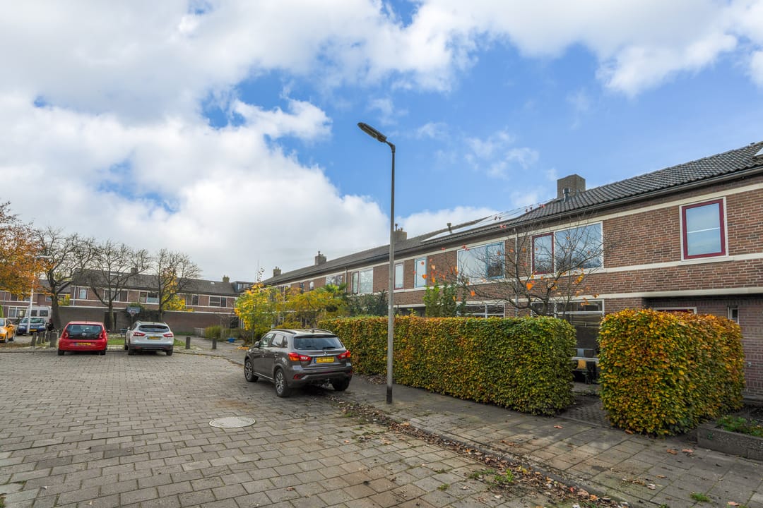 Photo 43 of Deken de Raetstraat 8