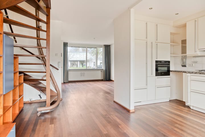 Photo 4 of Beukenstraat 69