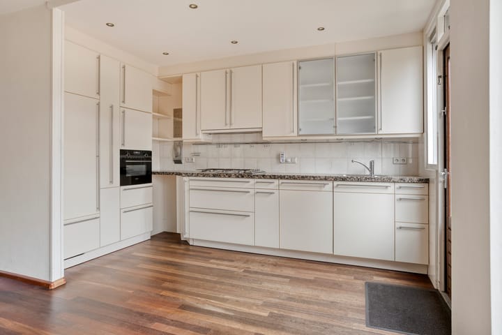 Photo 9 of Beukenstraat 69