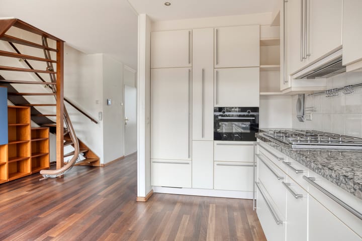 Photo 11 of Beukenstraat 69