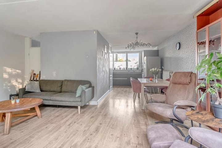 Foto 3 van Beloegastraat 12