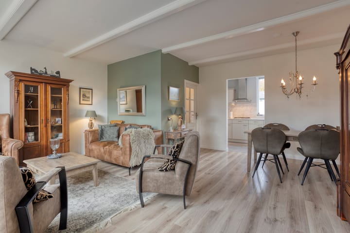 Foto 10 van Bertha von Suttnerweg 24