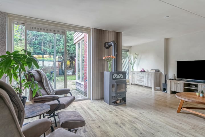 Foto 15 van Beloegastraat 12