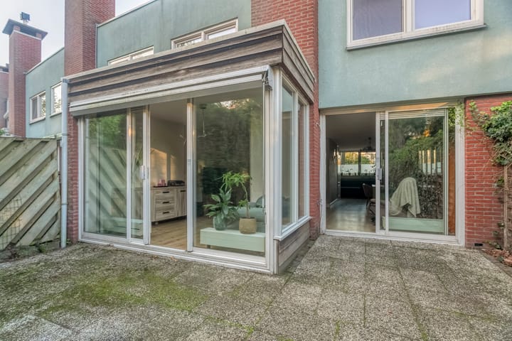 Foto 24 van Beloegastraat 12