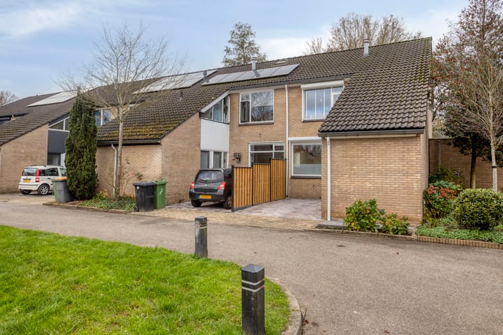 Foto 26 van Bertha von Suttnerweg 24