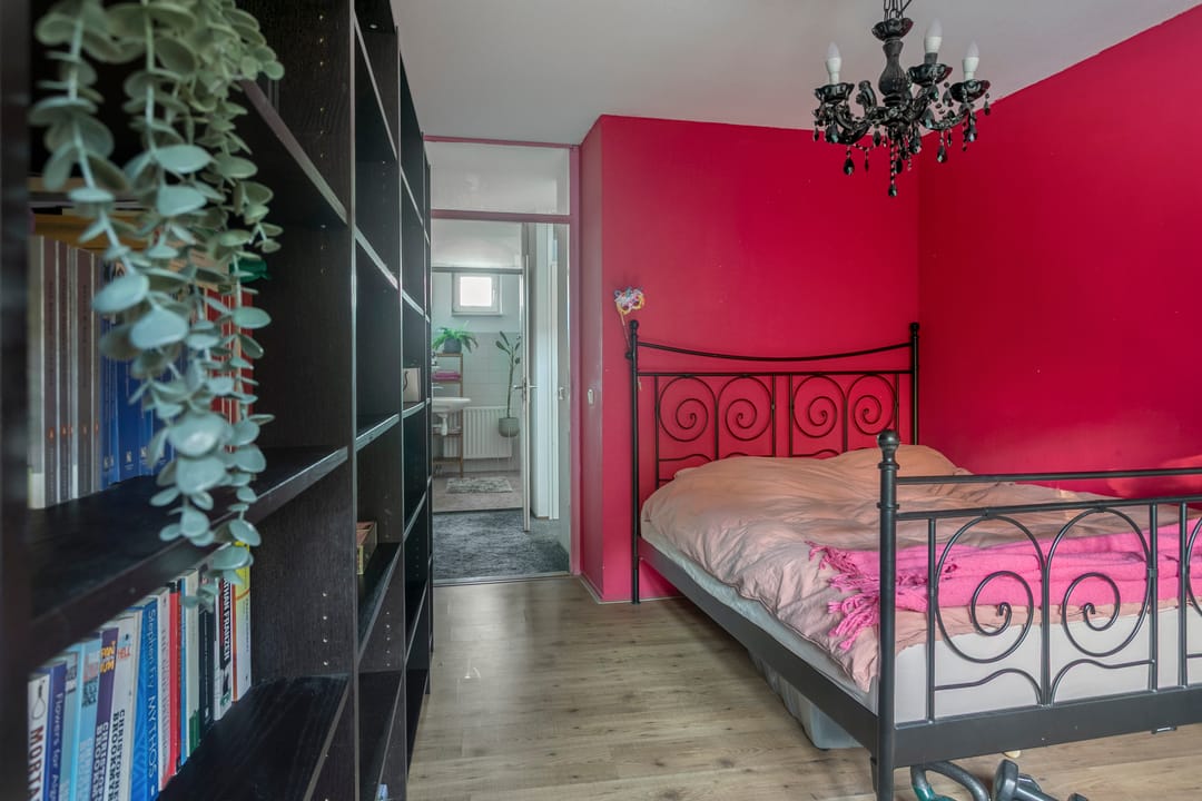 Photo 37 of Beloegastraat 12