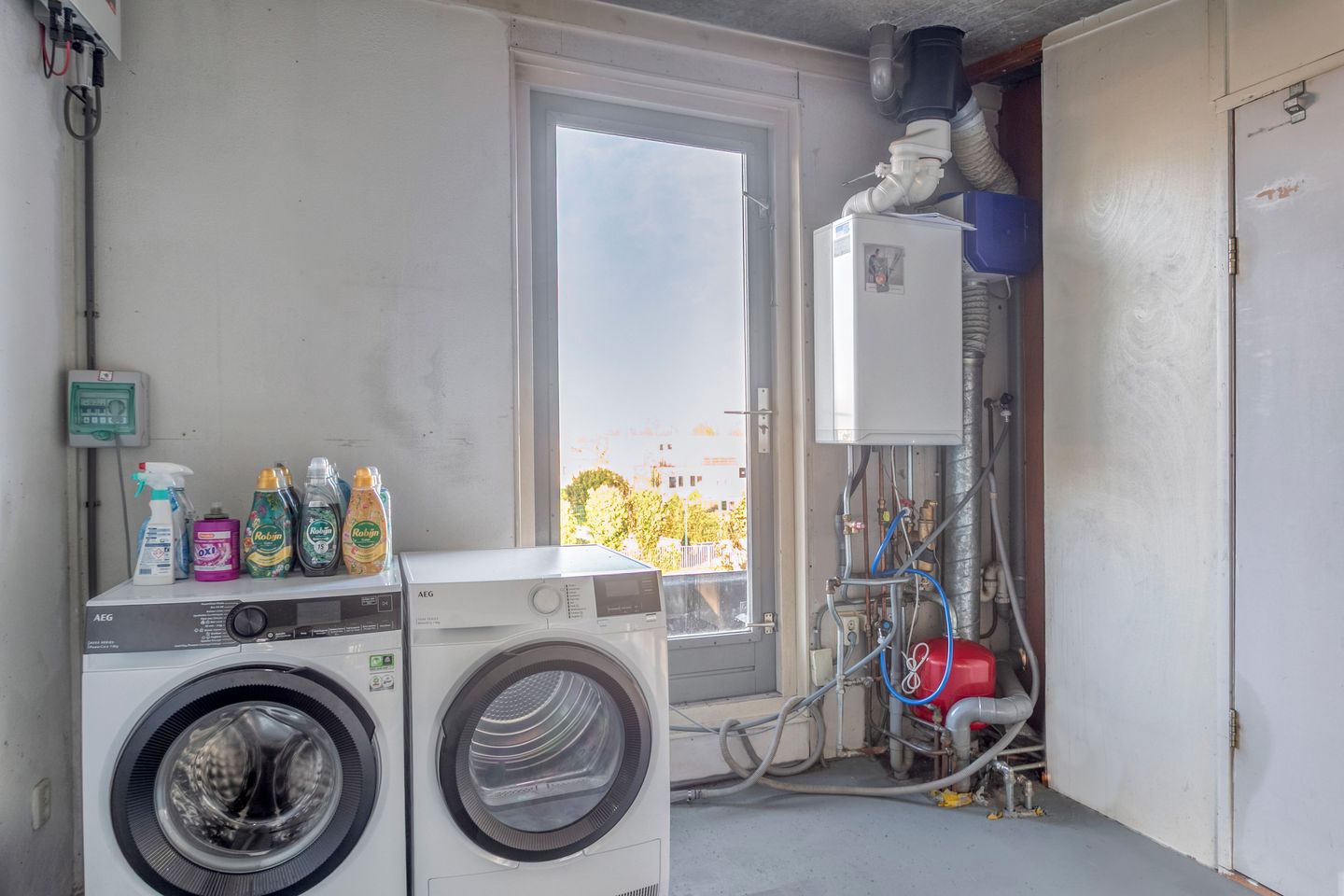 Photo 40 of Beloegastraat 12