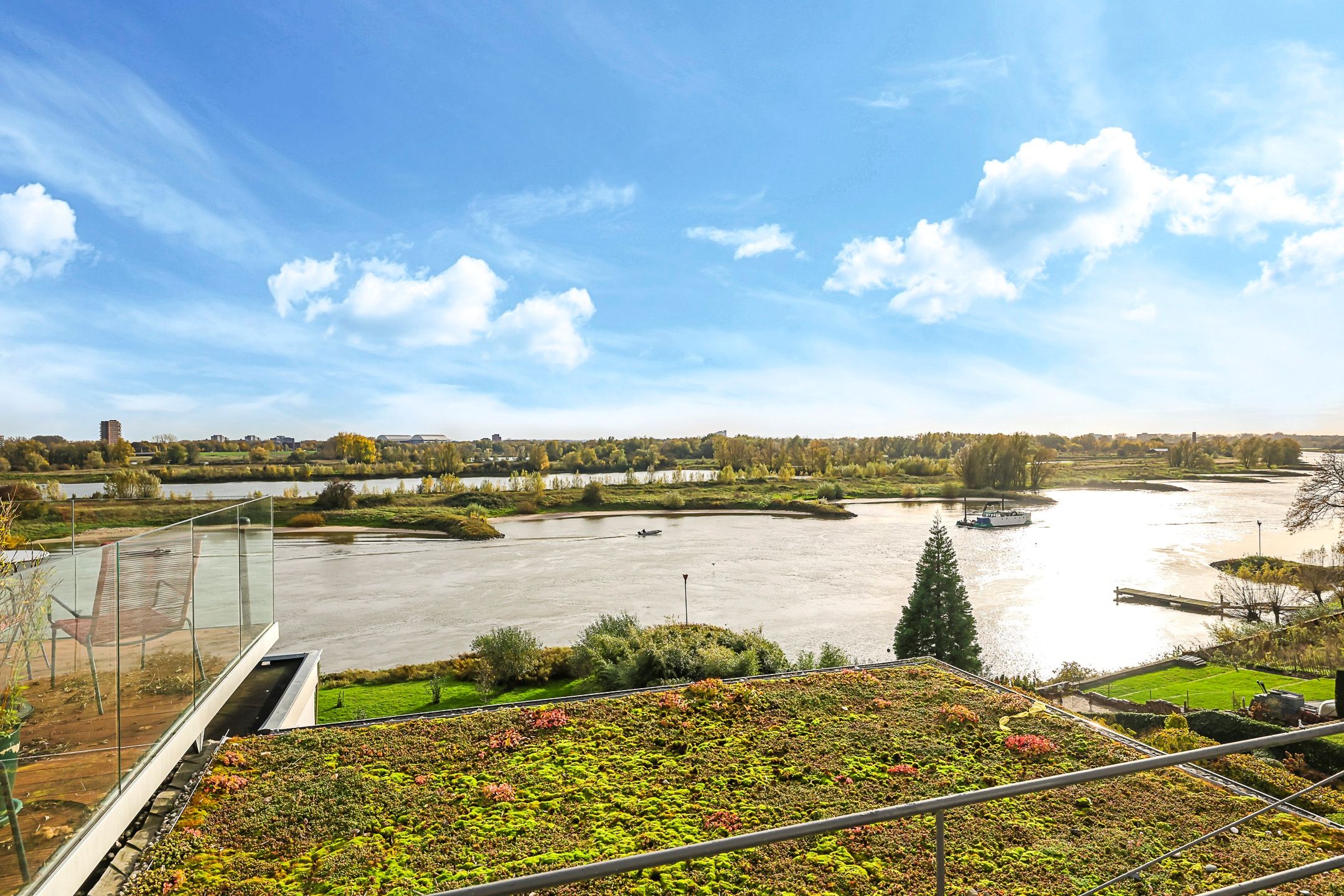 Foto 3 van Onderlangs 25