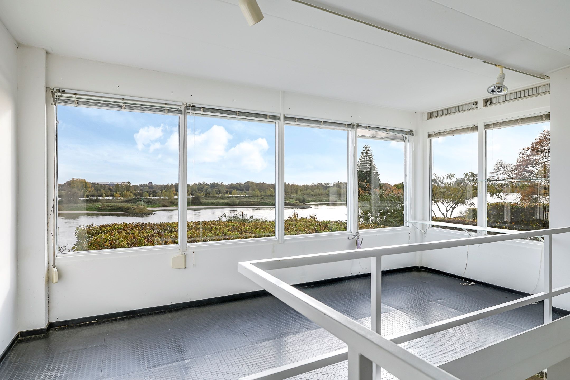 Foto 21 van Onderlangs 25