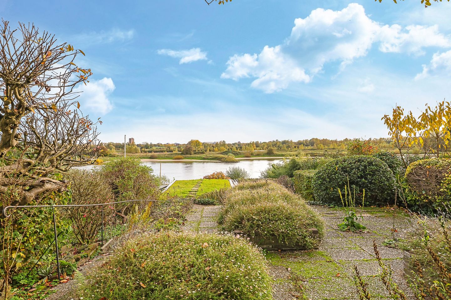 Foto 74 van Onderlangs 25