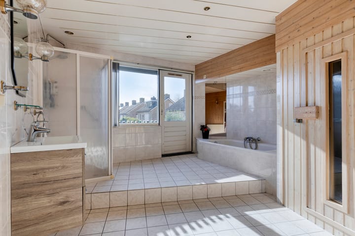 Photo 42 of Torenbaan 3