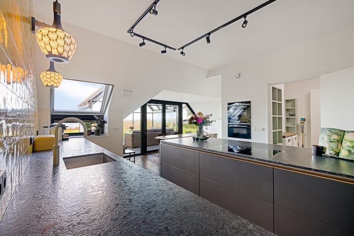 Photo 4 of Marwei 75