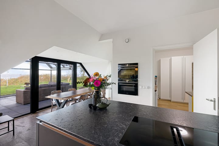 Photo 26 of Marwei 75