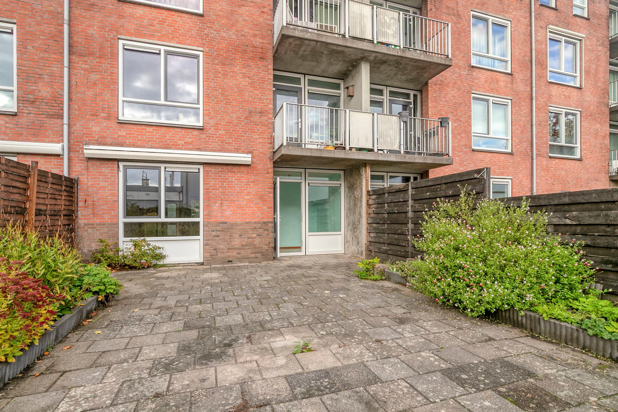 Foto 30 van Staalstraat 26