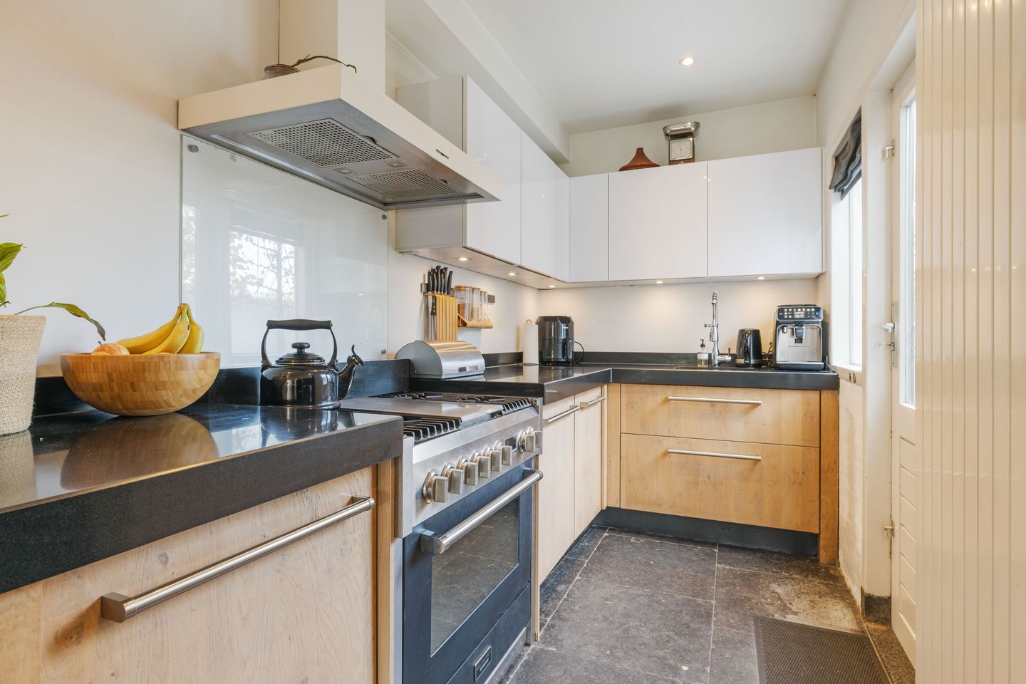 Foto 10 van Domineeslaantje 35