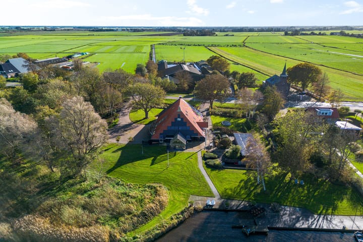 Photo 102 of Marwei 75