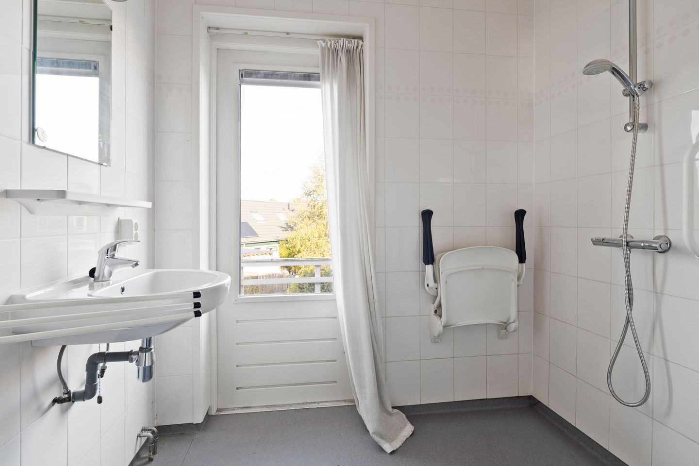 Foto 25 van Groningerstraatweg 25