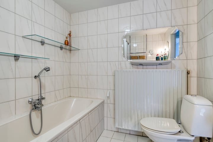 Foto 23 van Tynaarlosestraat 49-A