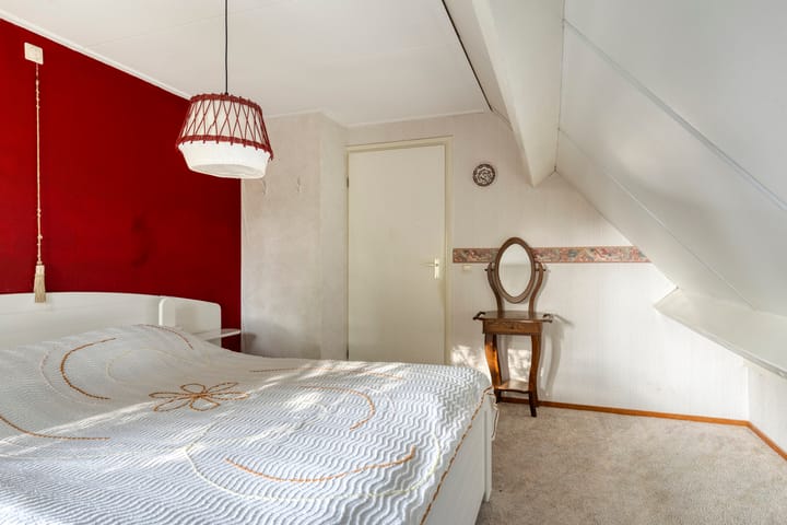 Foto 26 van Tynaarlosestraat 49-A