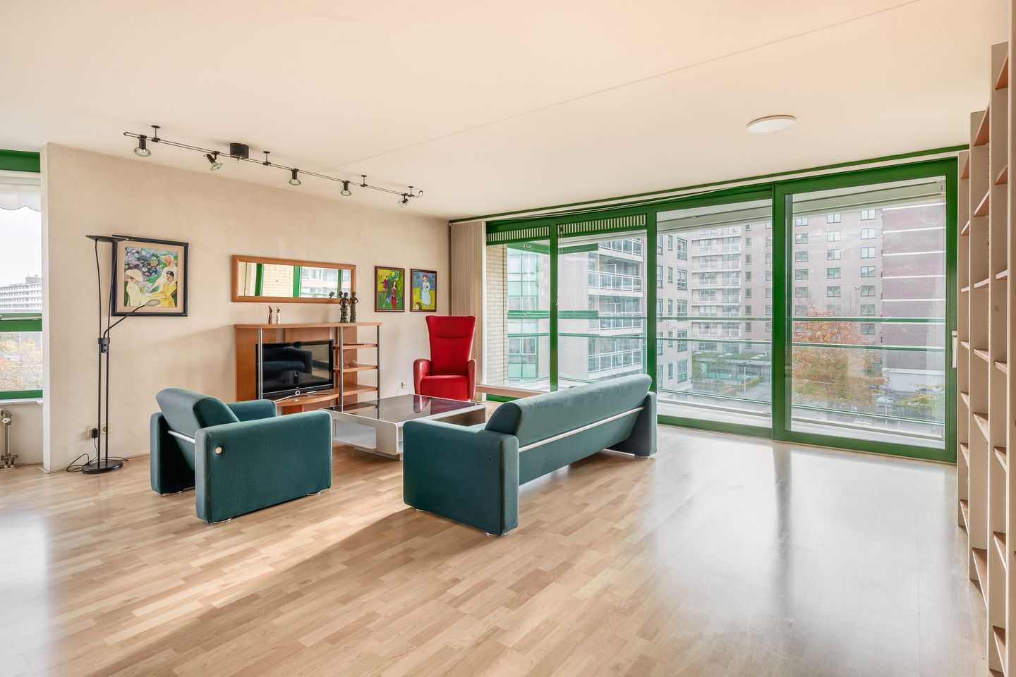 Foto 19 van Parelduiker 64