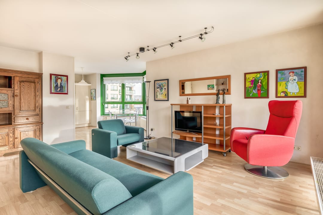 Foto 22 van Parelduiker 64