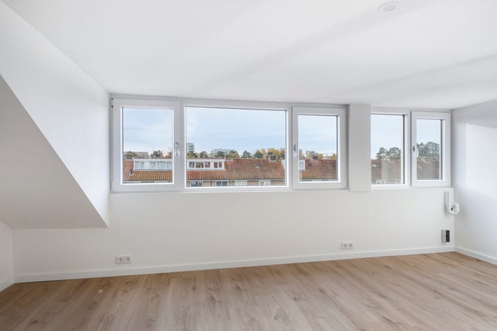 Photo 32 of Gasinjetstraat 68