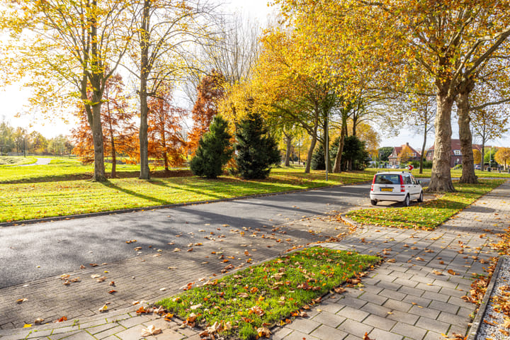 Foto 5 van Spoorstraat 4