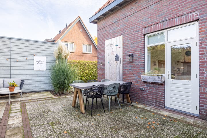 Foto 27 van Spoorstraat 4