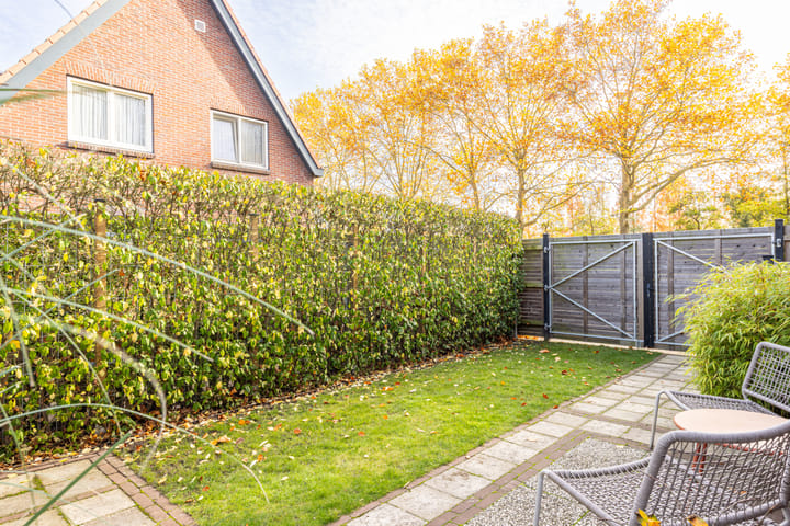 Foto 30 van Spoorstraat 4