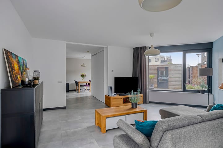 Photo 3 of Ambonstraat 2