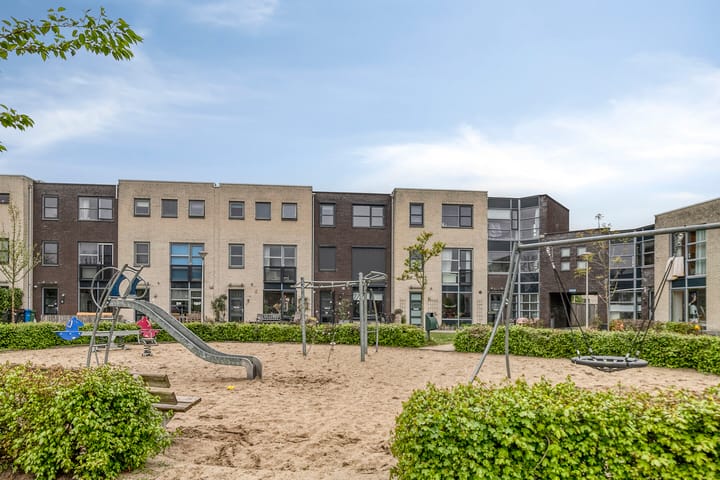 Foto 32 van Ambonstraat 2