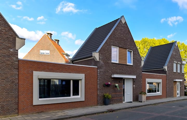 Foto 3 van Leeuwerikplein 10