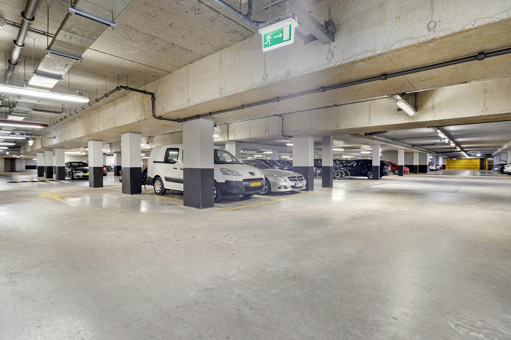 Photo 29 of Westerdoksdijk 305