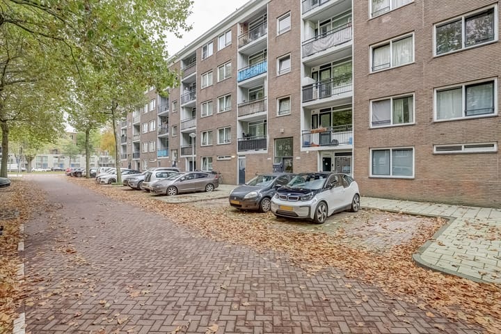 Photo 2 of Kennemerduinstraat 27