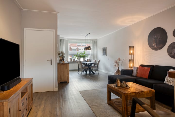 Photo 2 of Zwedeweg 22