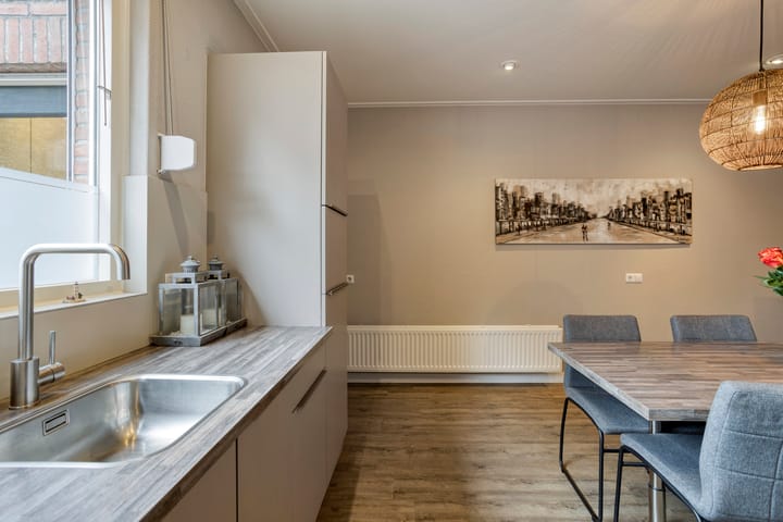 Photo 15 of Zwedeweg 22