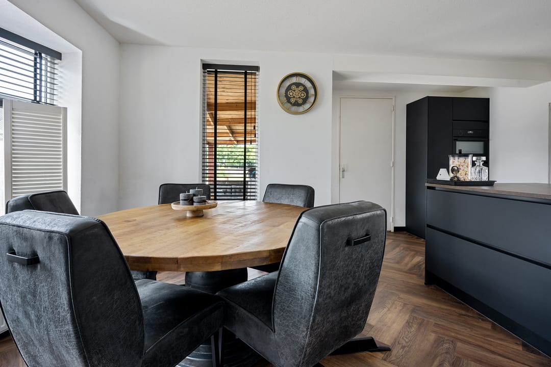 Photo 13 of Zuiderdiep 472