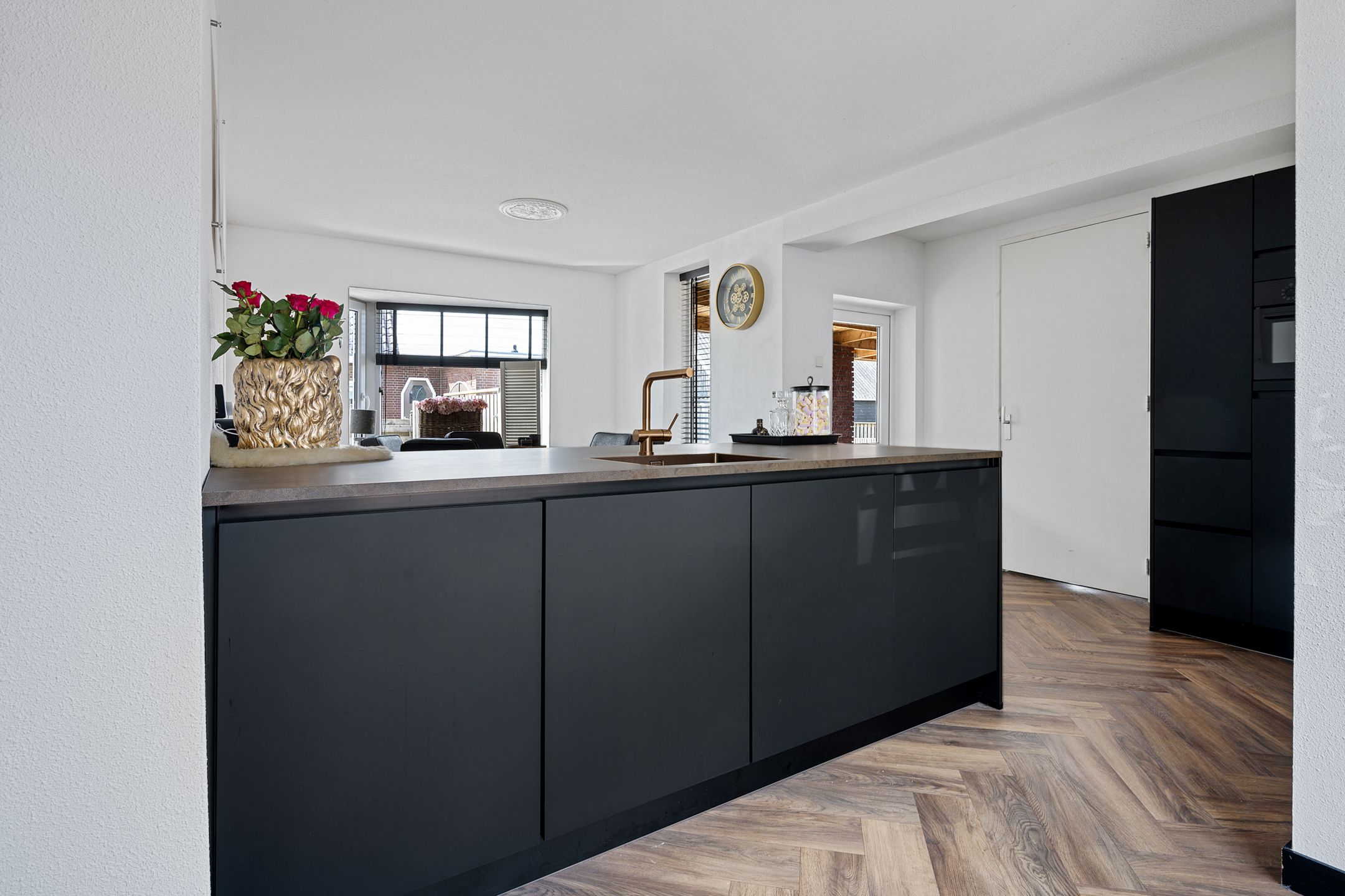 Photo 18 of Zuiderdiep 472