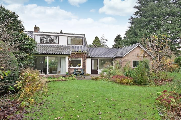 Photo 6 of van Ostadelaan 13