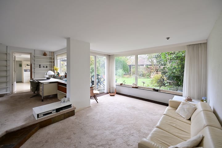 Photo 14 of van Ostadelaan 13