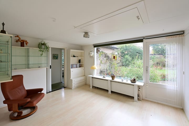 Photo 22 of van Ostadelaan 13