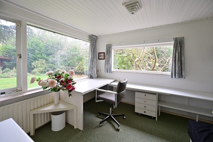 Photo 24 of van Ostadelaan 13