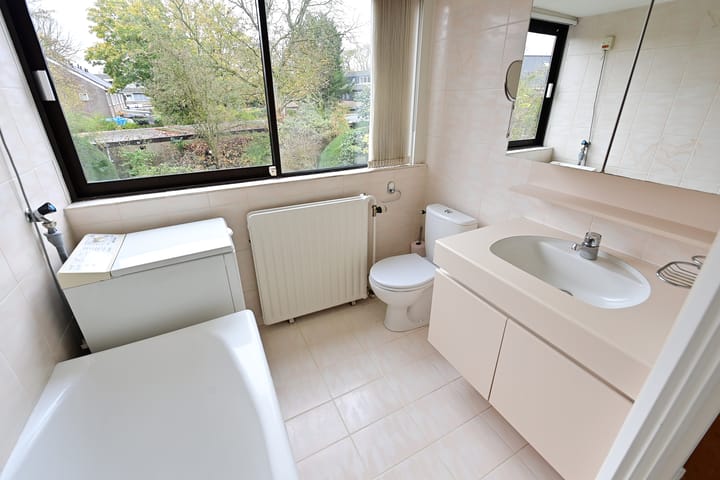 Photo 30 of van Ostadelaan 13