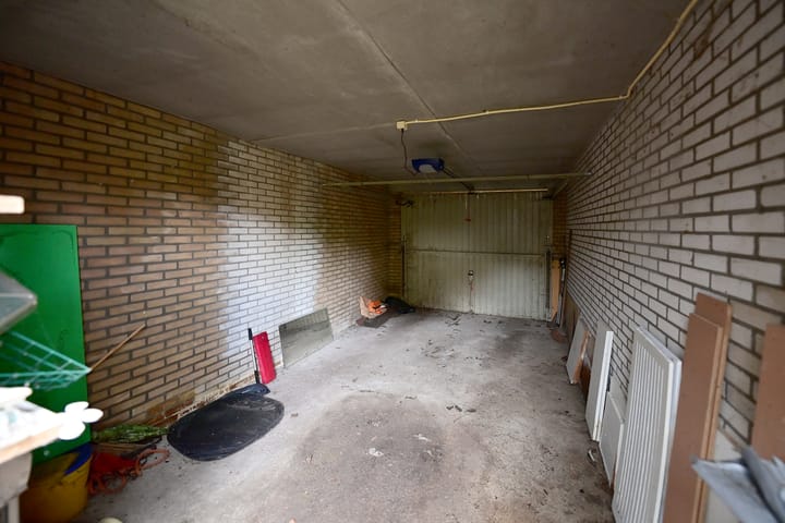 Photo 37 of van Ostadelaan 13