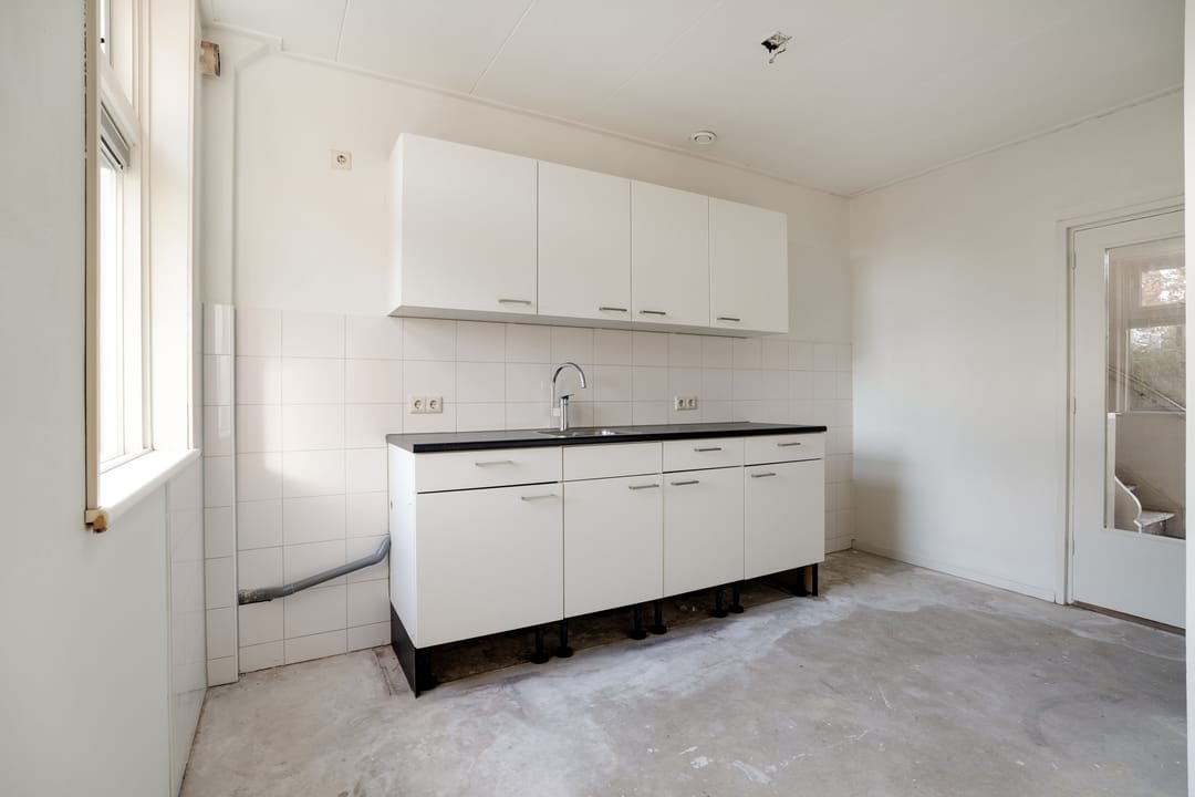 Photo 13 of Burg van Rielstraat 5