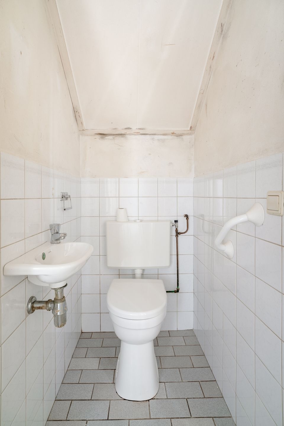 Photo 19 of Burg van Rielstraat 5