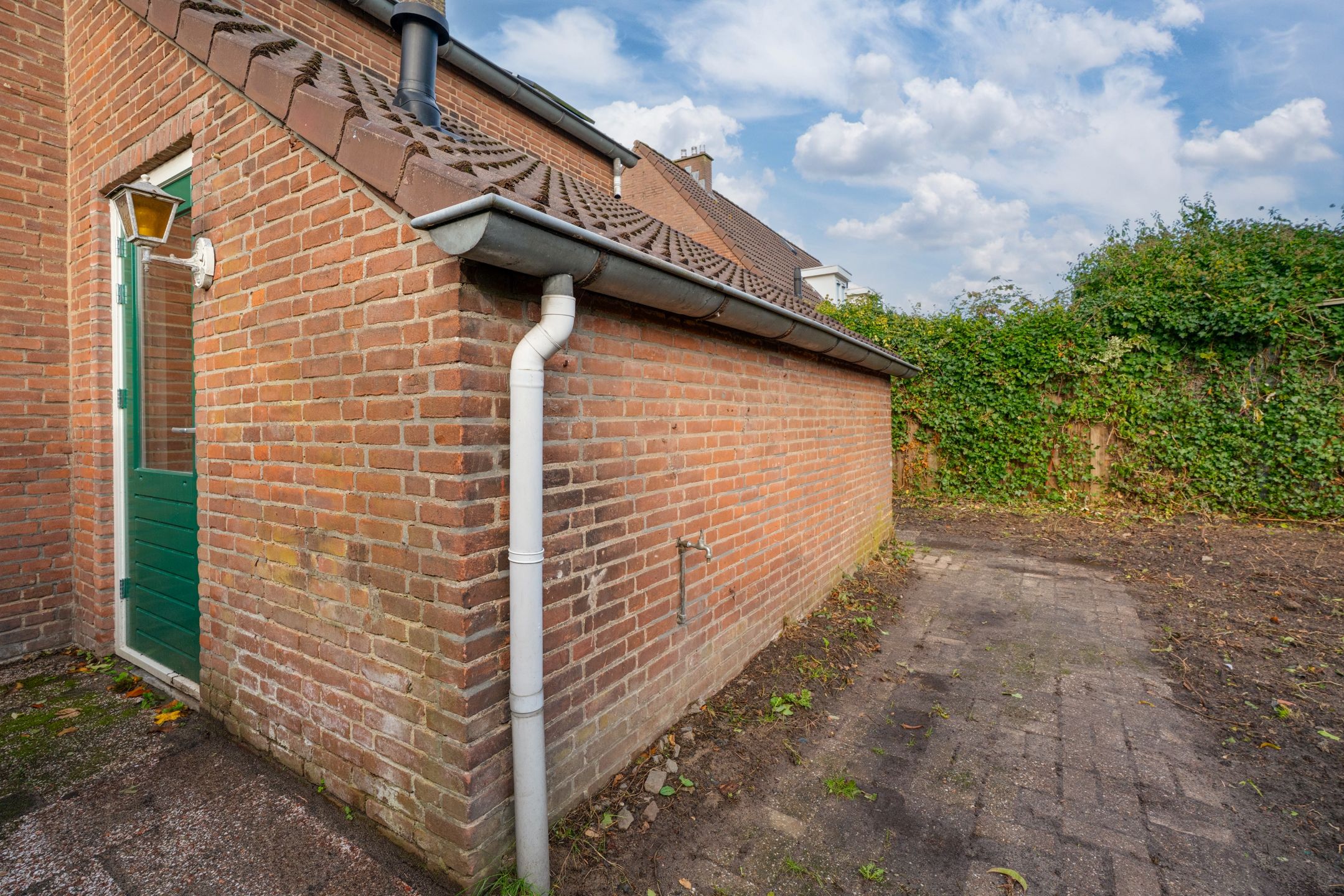 Photo 24 of Burg van Rielstraat 5