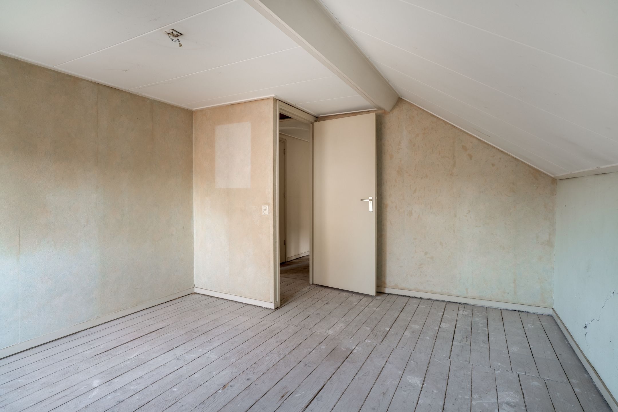 Photo 30 of Burg van Rielstraat 5